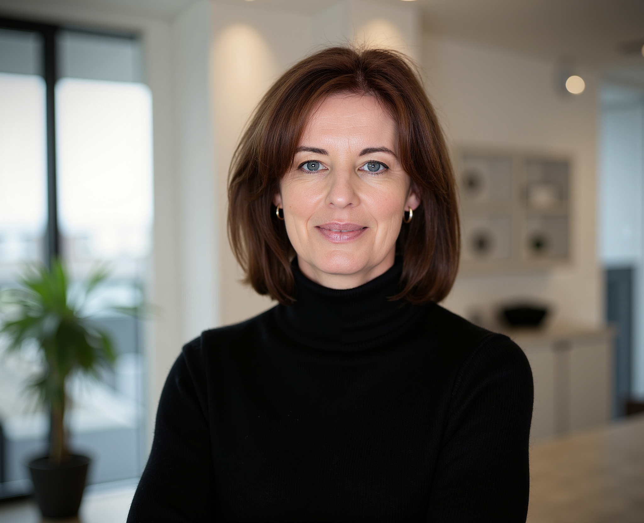 Portrait of Gráinne, founder of Ida May Interiors